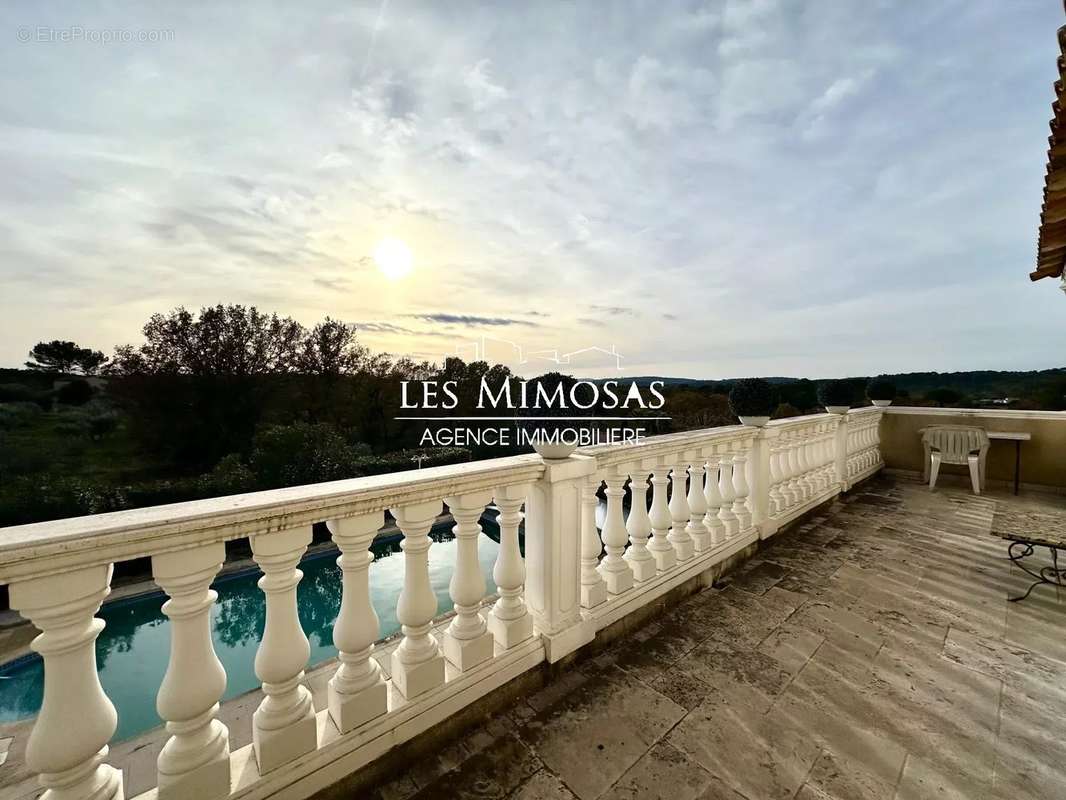 Maison à TRANS-EN-PROVENCE