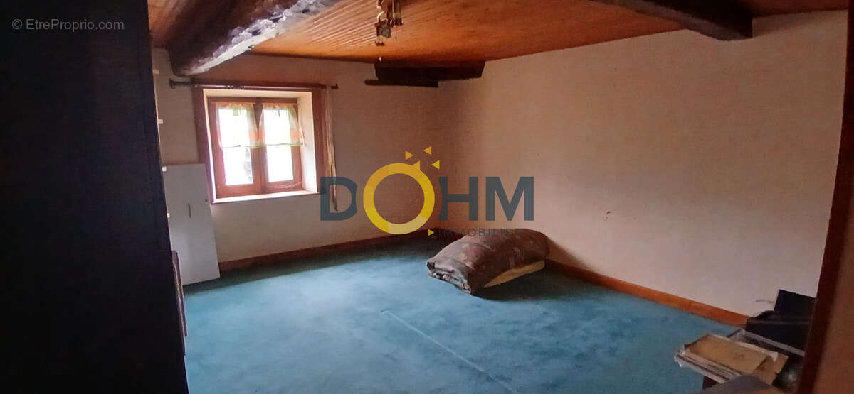 A vendre ambert proche centre grande maison familiale avec cour et dependance - photo 19