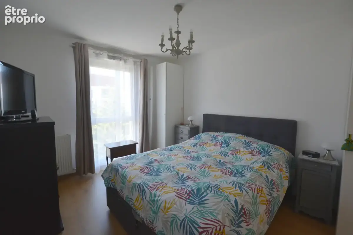 Appartement t4 - terrasse - garage double a cluses - photo 9