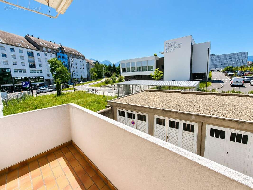 Appartement 89 m² à Chambery  - photo 7