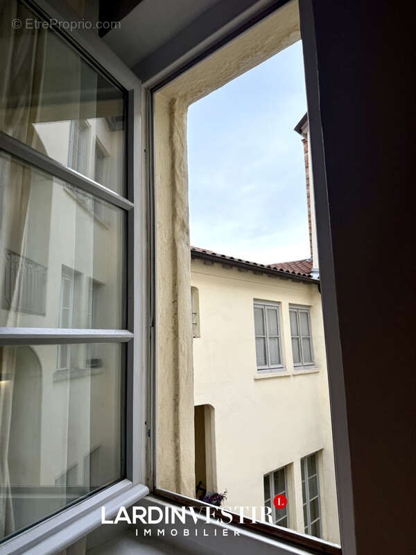 Appartement à LYON-1E