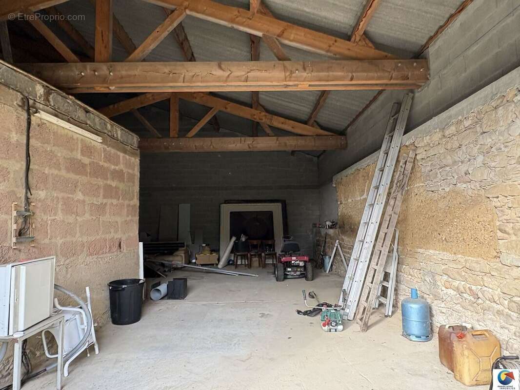 Maison à BEAUVOIR-DE-MARC