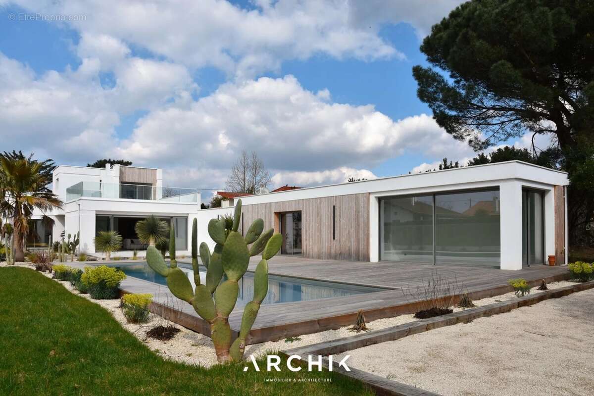 Maison à GUJAN-MESTRAS