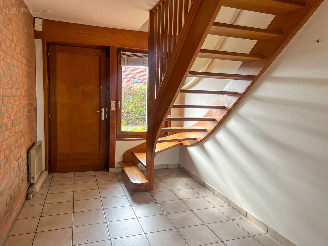 Maison à SAINGHIN-EN-MELANTOIS