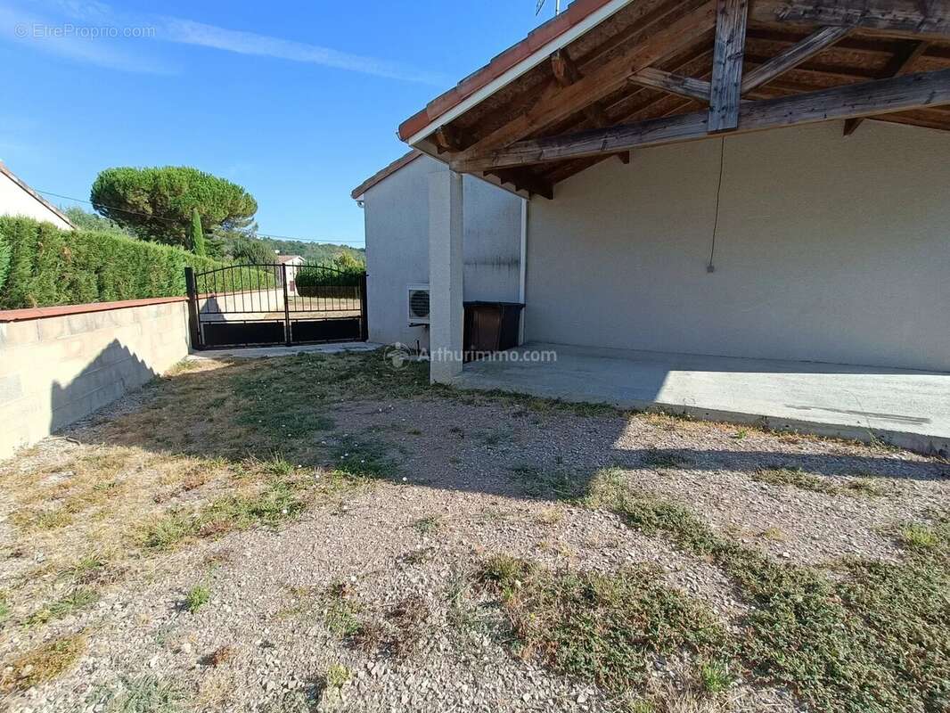 Maison 4 chambres avec jardin à Lescure-d'Albigeois - photo 9
