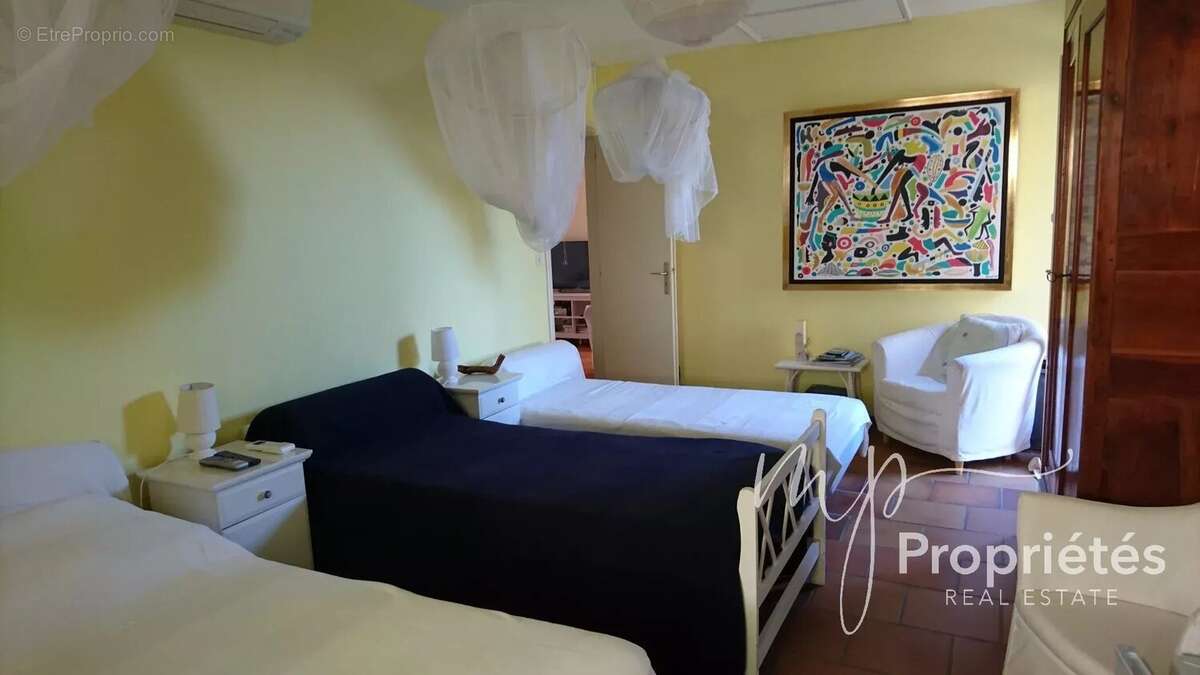 Maison à RAYOL-CANADEL-SUR-MER