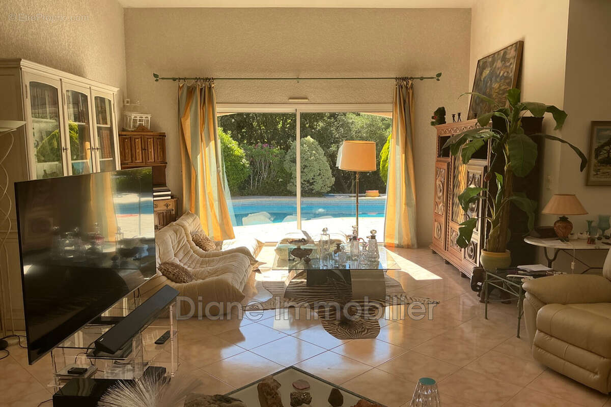 Maison à NIMES