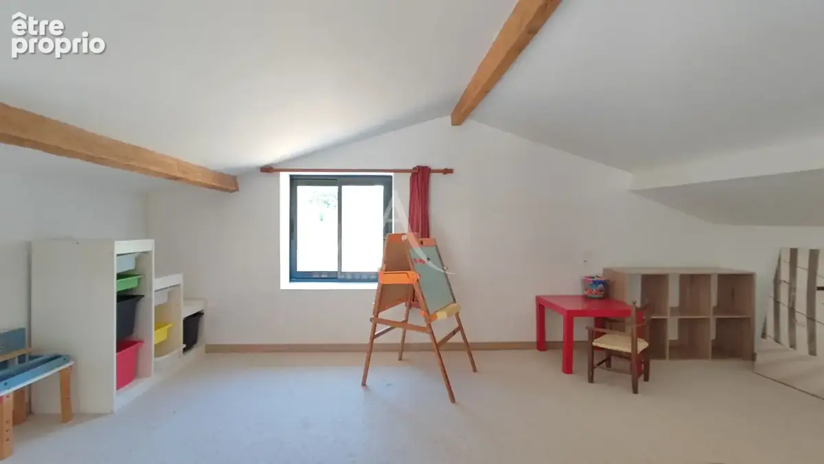 Grange rénovée avec terrain agricole à La Chapelle Hermier - photo 10
