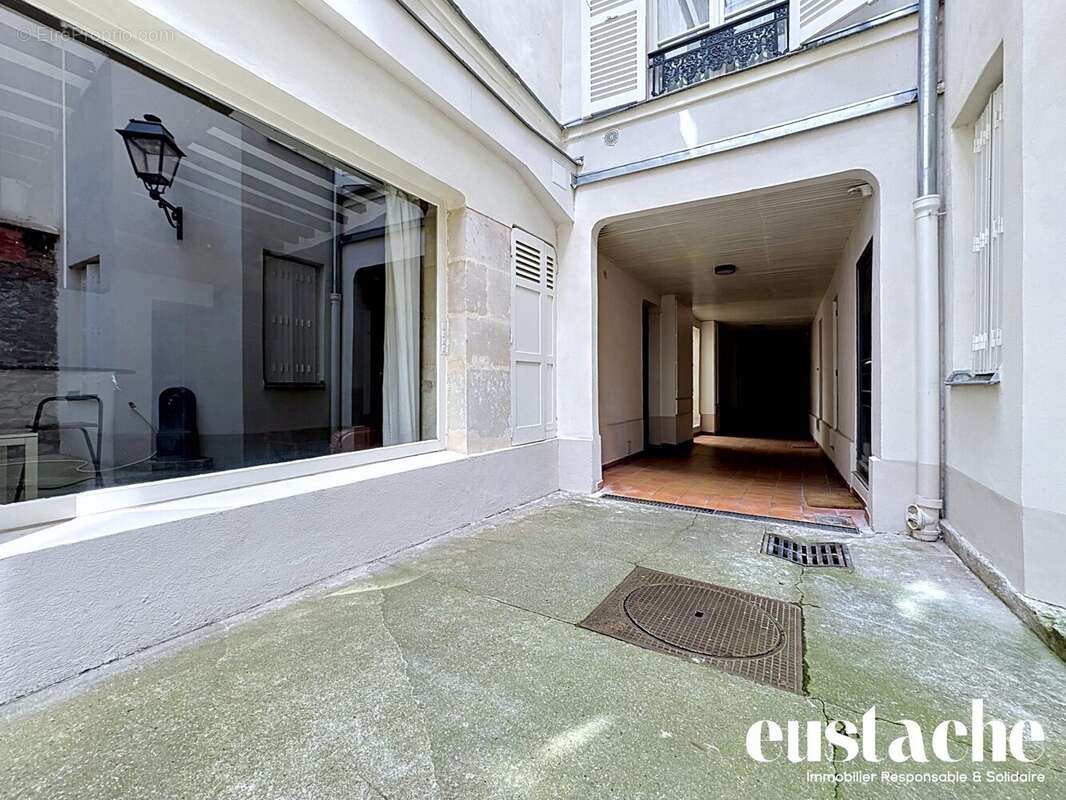 Appartement 27 m² à Paris-7e  - photo 9