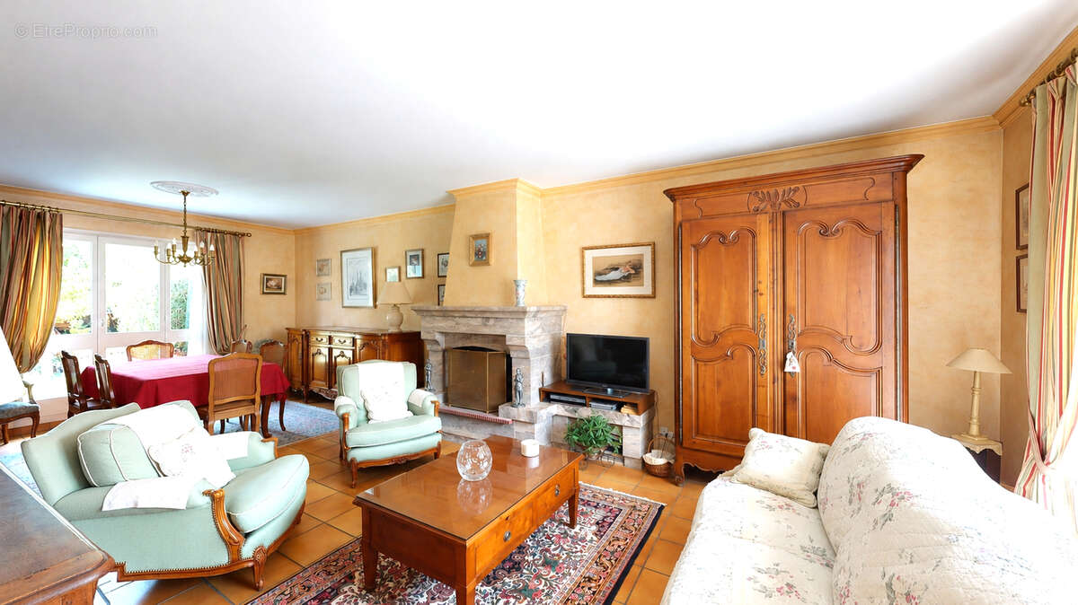 Maison 5 pièces à DOURDAN, quartier calme, à 5 min à pied du centre-ville - photo 3