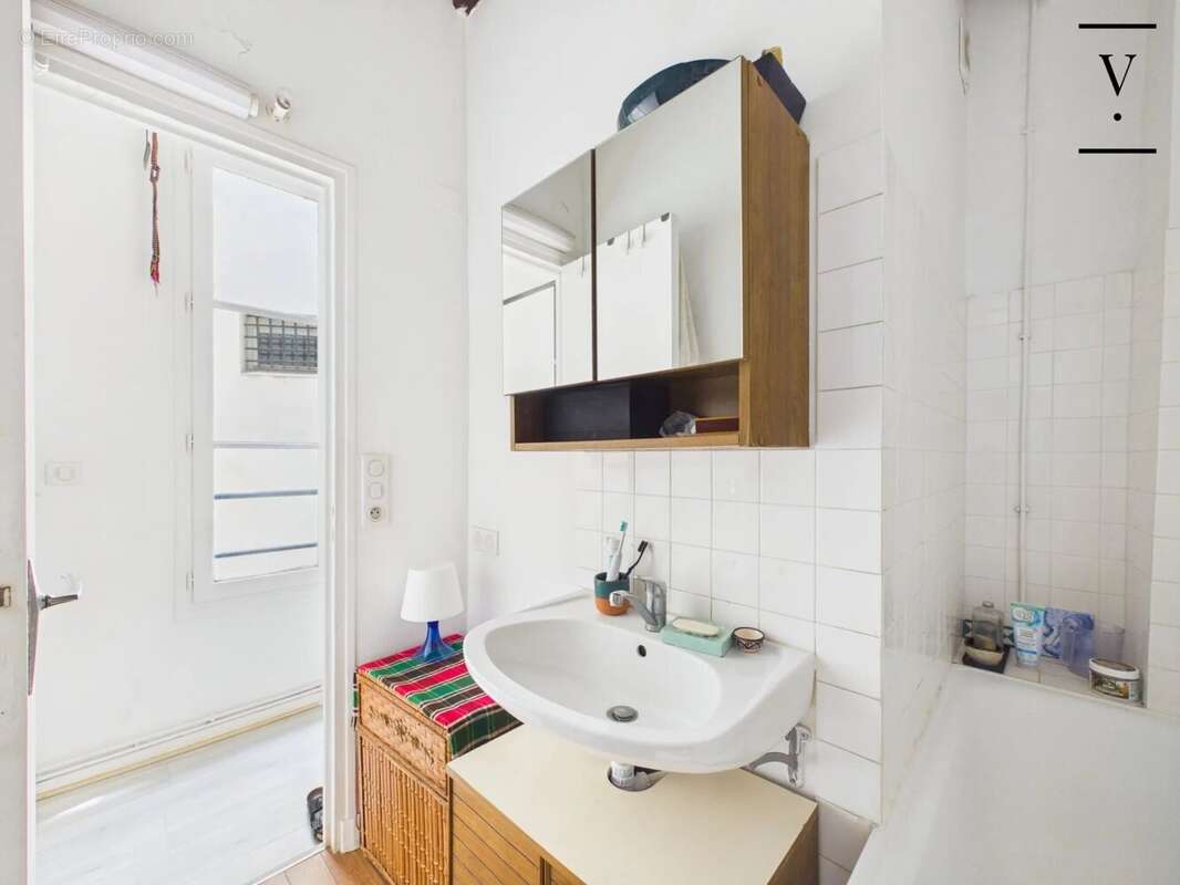 Appartement à PARIS-3E