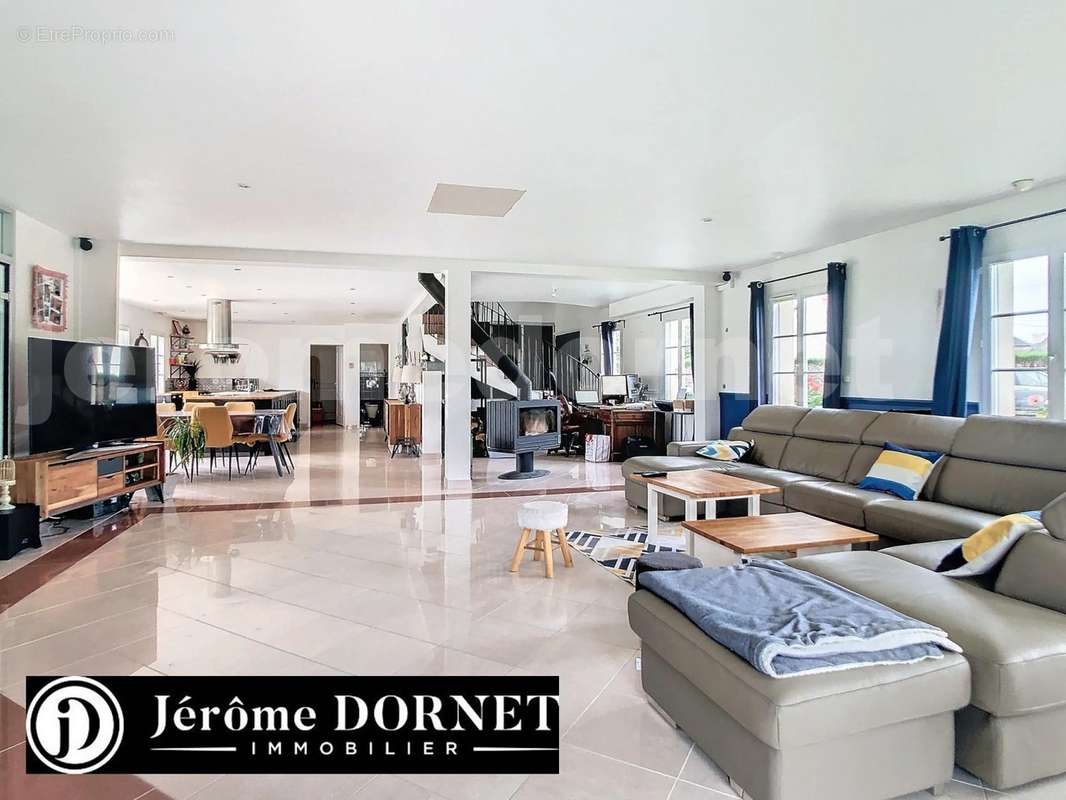 6ff3b-IMG-4d8db_1729187620_f3f216d - Maison à FORGES-LES-EAUX