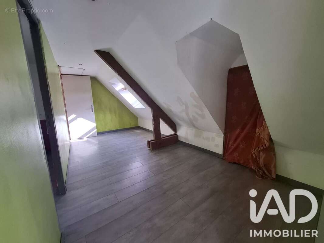 Maison 100 m² à Nehou  - photo 8
