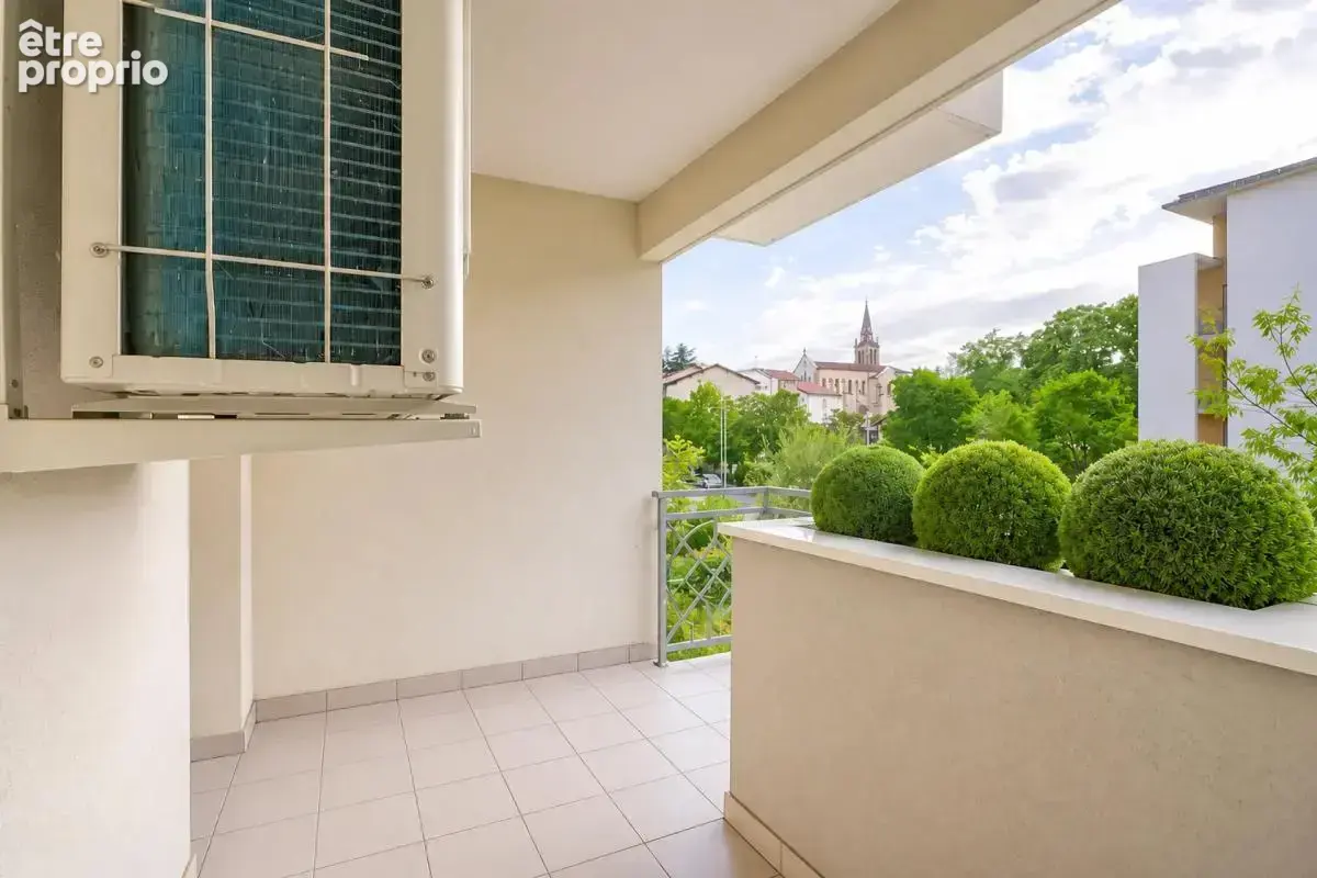 Appartement T4 /T5 - 108 M² - Saint-Bonnet-de-Mure - photo 5