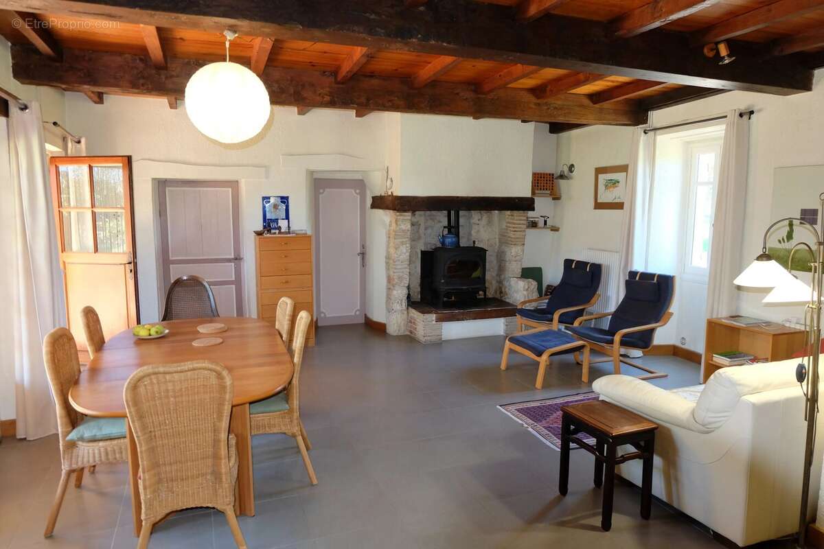 Appartement à LAUZUN