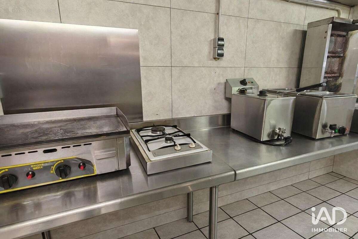 Photo 4 - Commerce à MONTESCOT