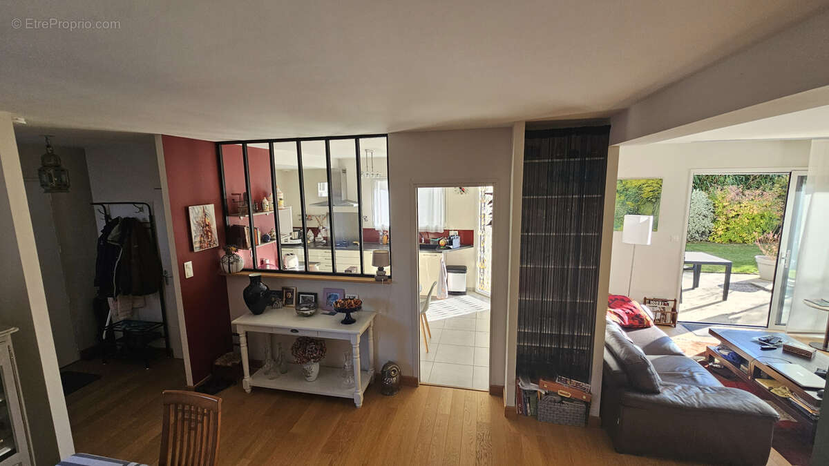 Maison à SAINT-ERBLON