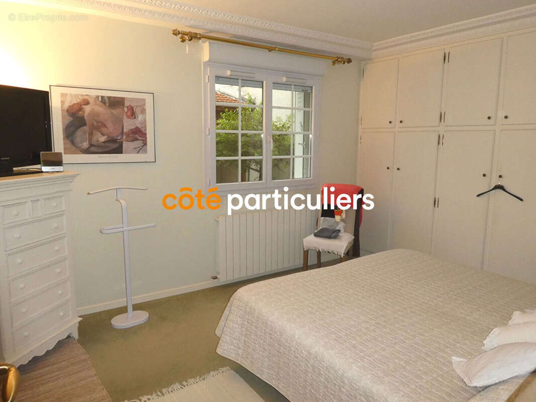 Maison à VILLENEUVE-LE-ROI