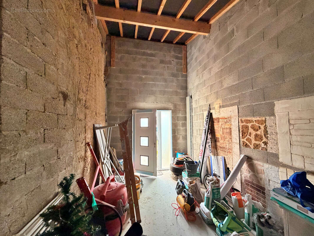 Maison à SAINT-JEAN-DE-SOUDAIN