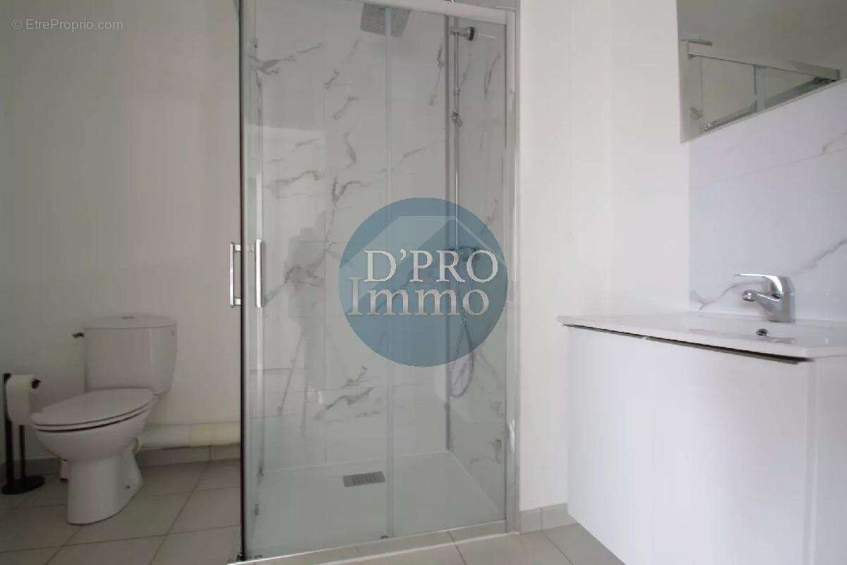 Appartement à SAINT-SEBASTIEN-SUR-LOIRE