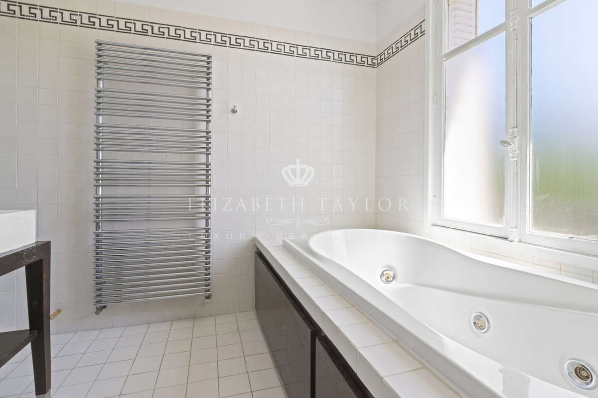 Maison à SAINT-GERMAIN-EN-LAYE