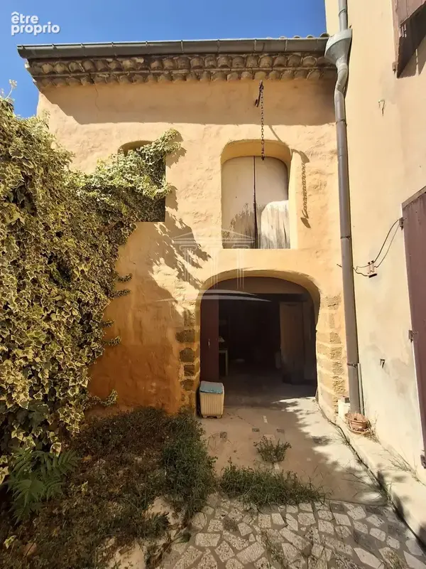 Maison 10 pièces 240 m² à vendre à Sorgues (84700) - photo 2