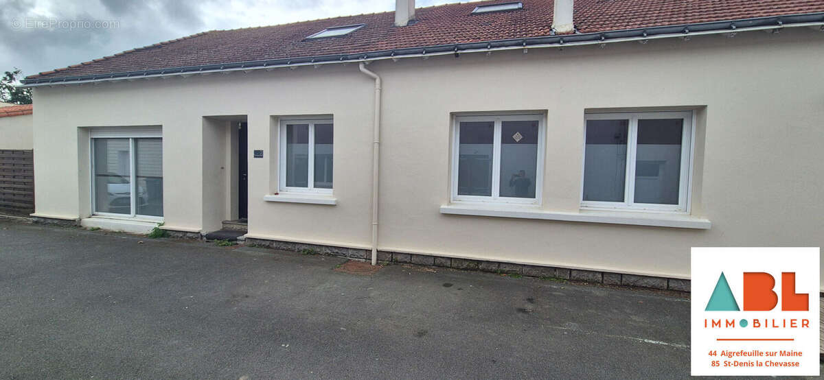 Maison à LA COPECHAGNIERE
