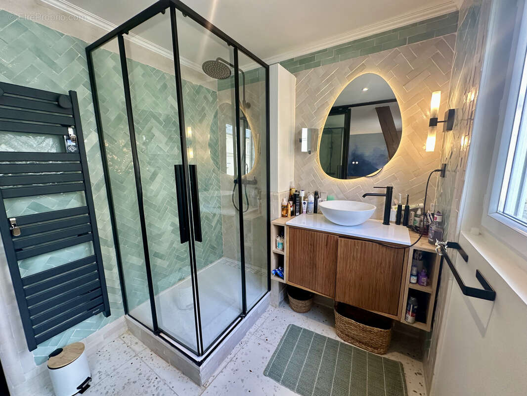 Appartement à PARIS-8E