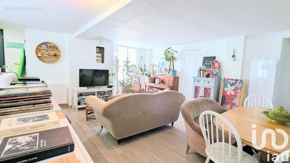 Photo 4 - Appartement à EPONE