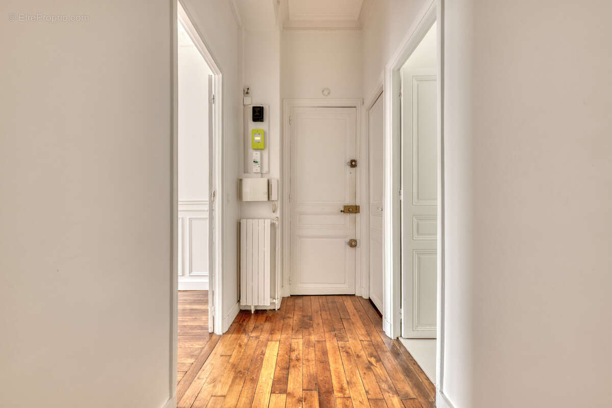 Appartement à LEVALLOIS-PERRET