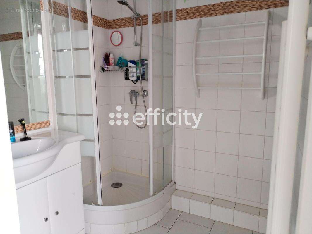 Appartement à MONTIGNY-LE-BRETONNEUX