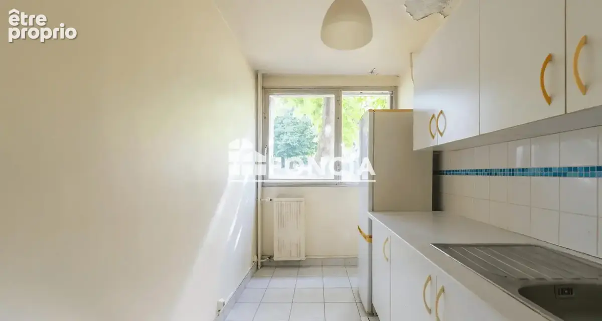Agréable studio avec cave et parking - photo 4