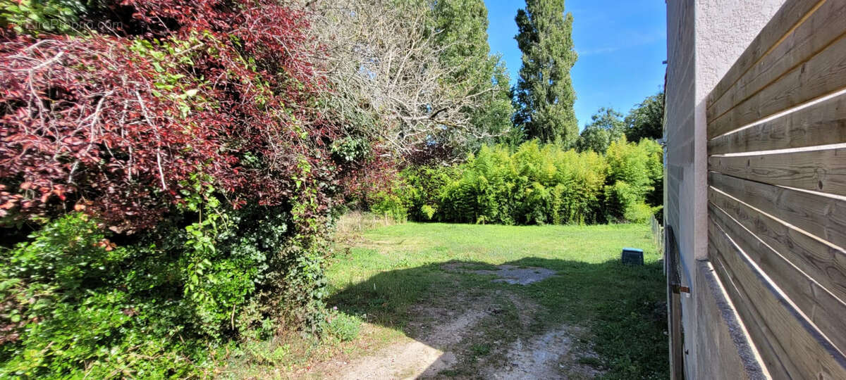 Maison à MONTPELLIER-DE-MEDILLAN