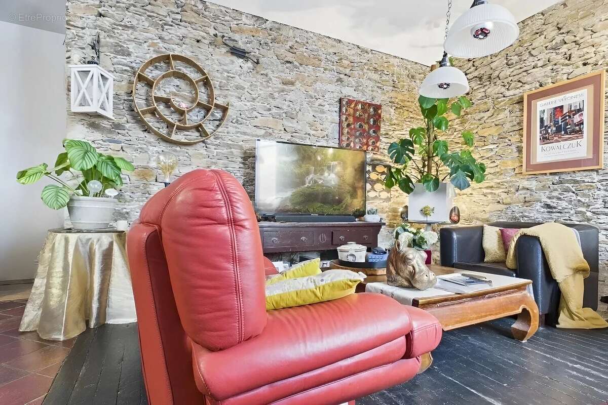 Appartement à SAINT-SEBASTIEN-SUR-LOIRE