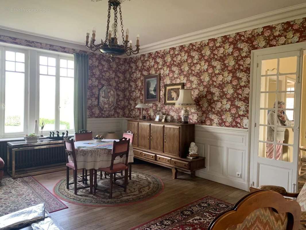 Maison à NEUVY-SAINT-SEPULCHRE