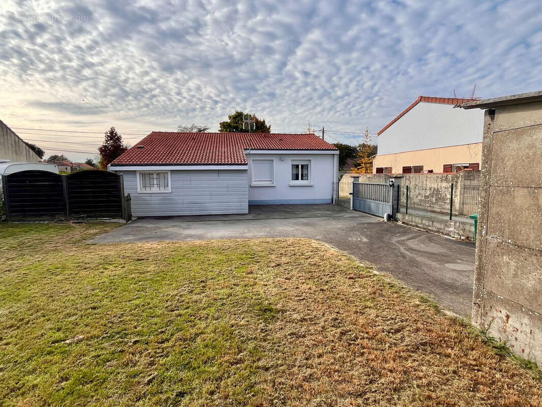 Maison à SAINT-JEAN-DE-BOISEAU