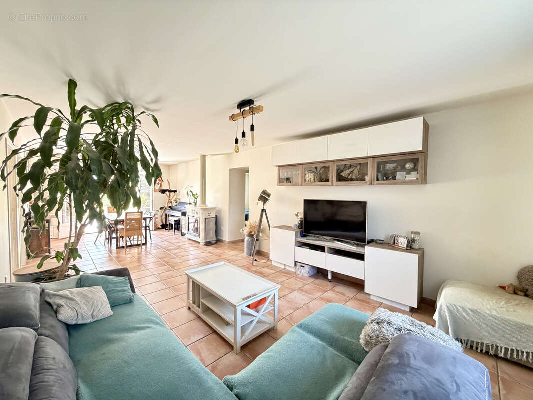 Maison à BUZET-SUR-TARN