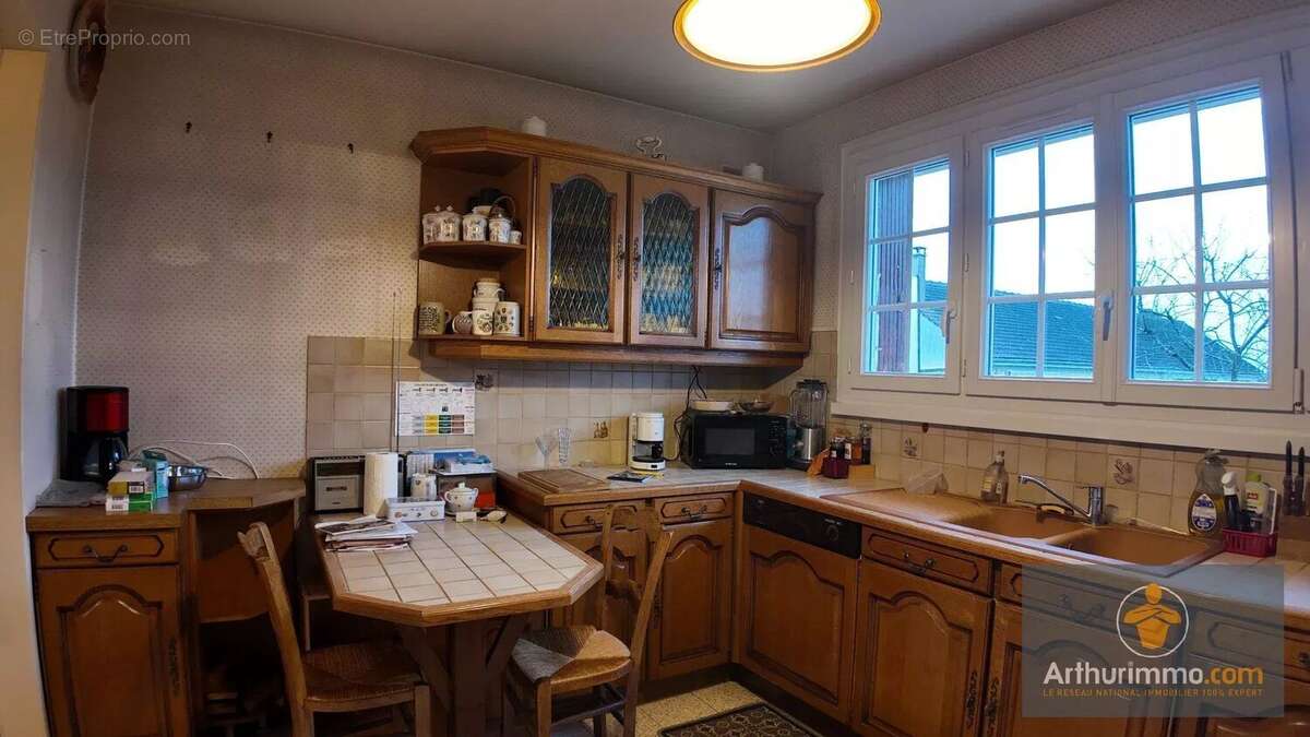 Maison à CAMBRONNE-LES-RIBECOURT