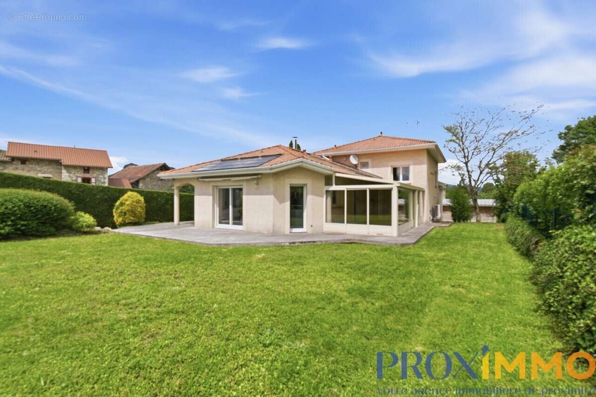Maison à COUBLEVIE