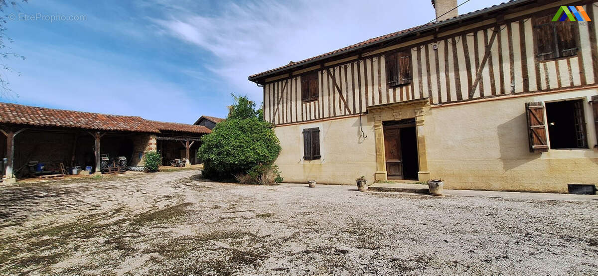 Maison 200 m² à Chelan  - photo 2