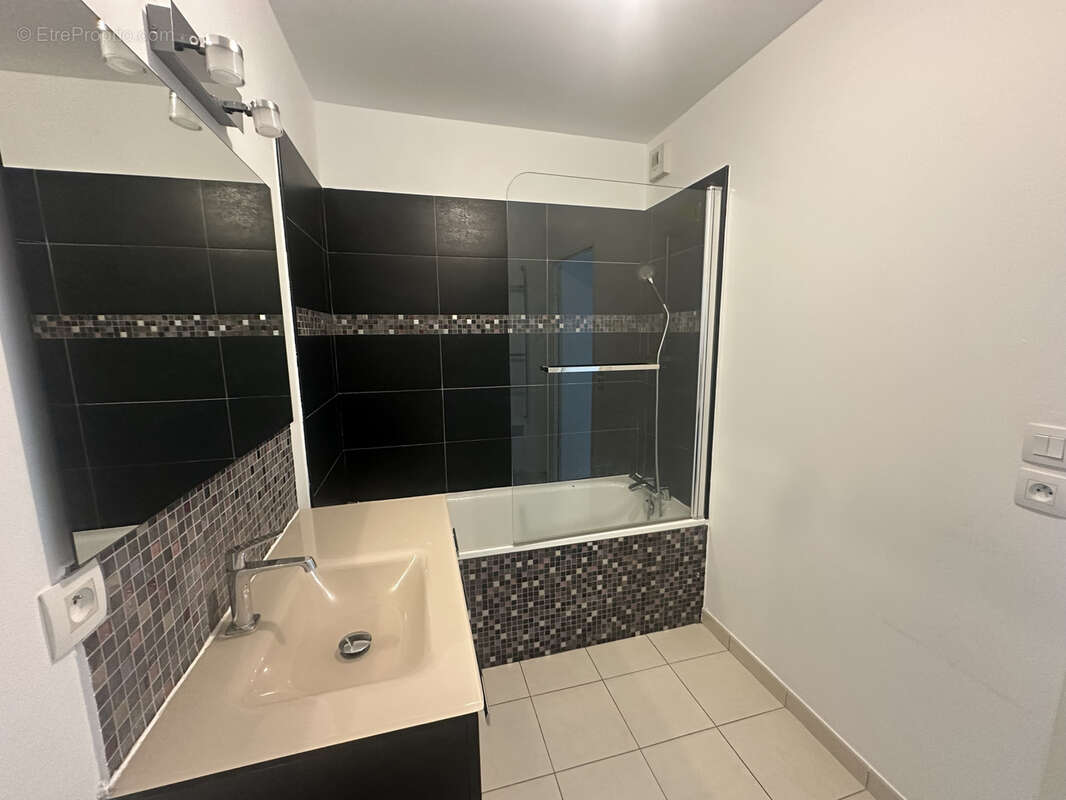 Appartement à MARSEILLE-14E