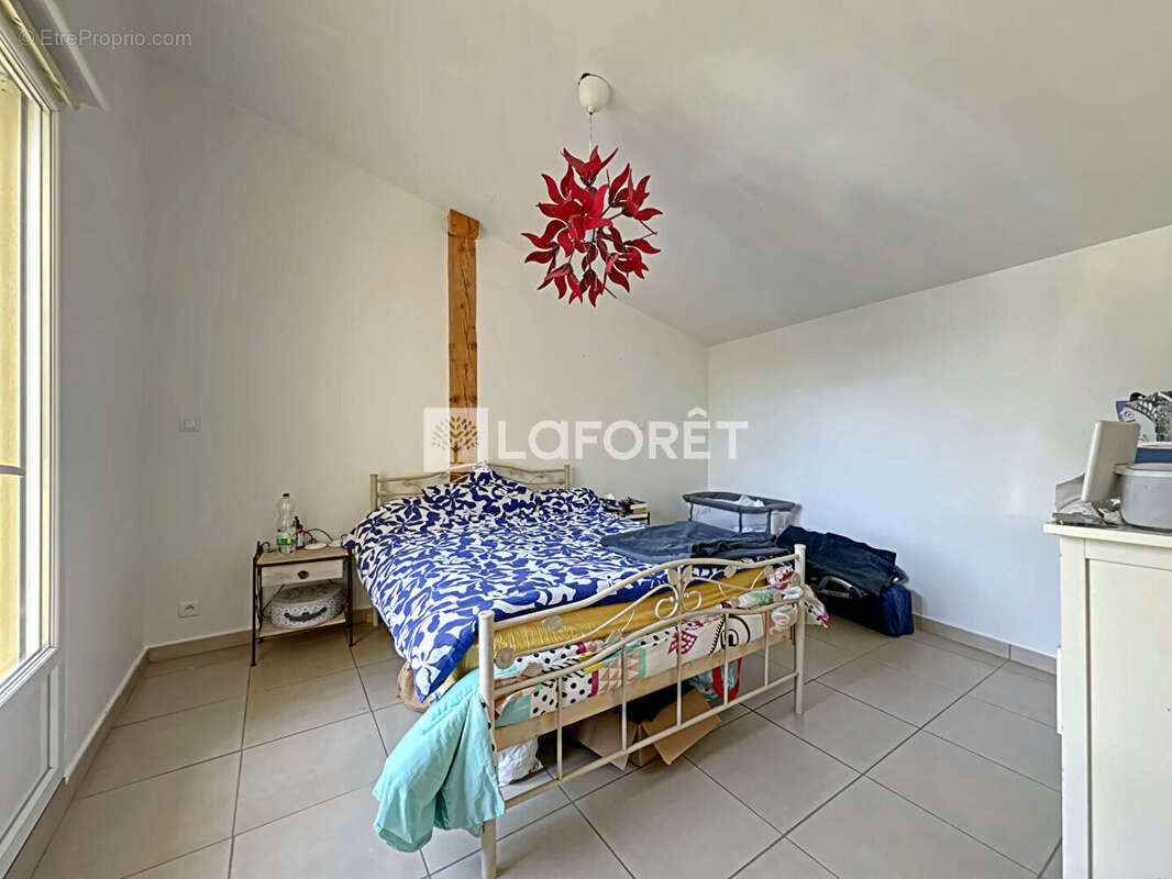 Maison / 6 pièces / 108 m² / Garage /  Veauche - photo 4