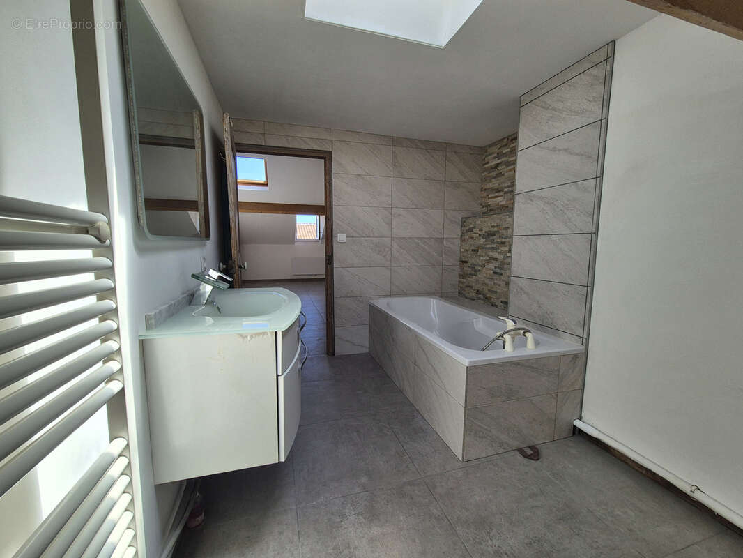 Appartement à HYERES