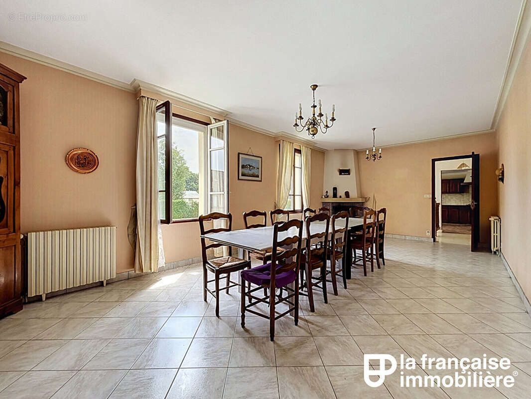 Maison 140 m² - 3 chambres - Sous-sol complet - Terrain +800 m² - Médréac - photo 4