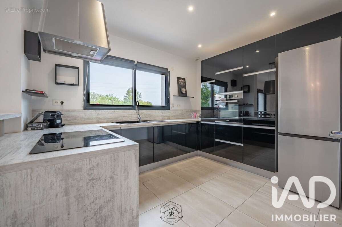 Maison 107 m² à Uckange  - photo 4