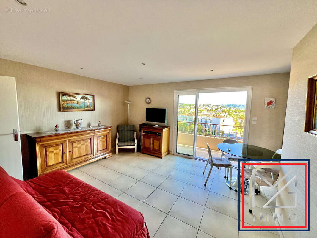 Appartement à SANARY-SUR-MER