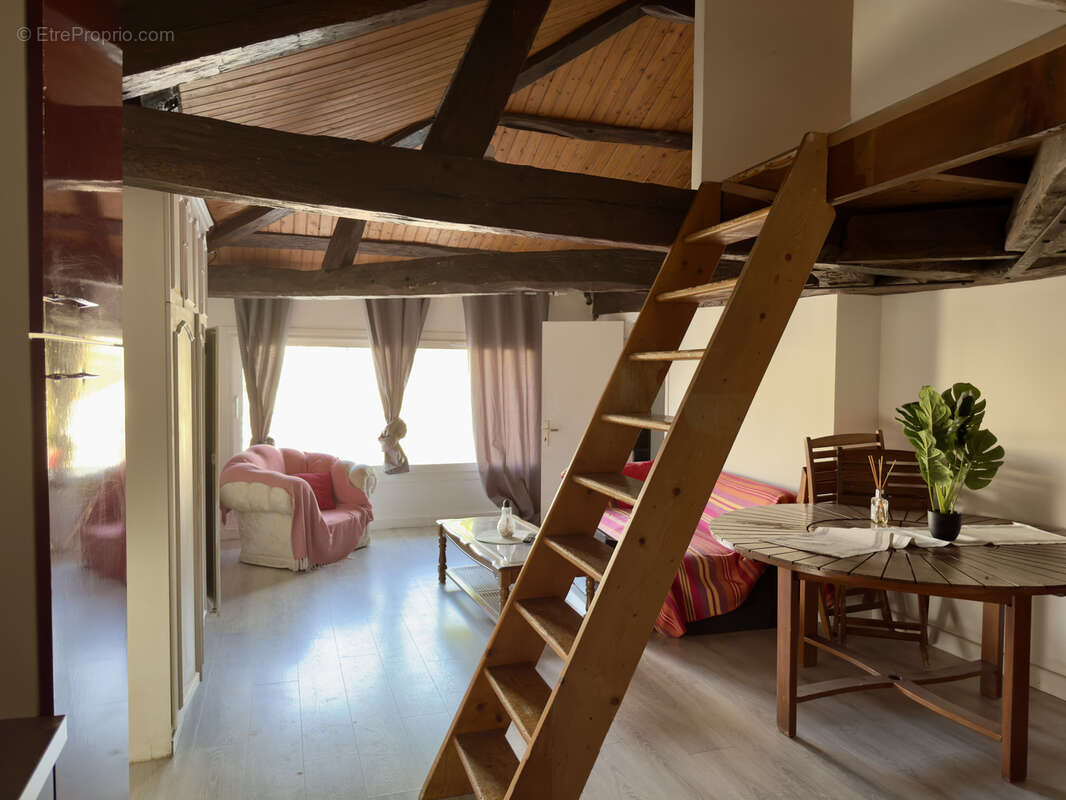 Appartement à PERIGNY