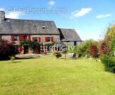 Maison à SAINT-SEVER-CALVADOS