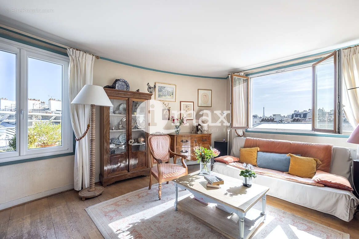 Appartement à LEVALLOIS-PERRET