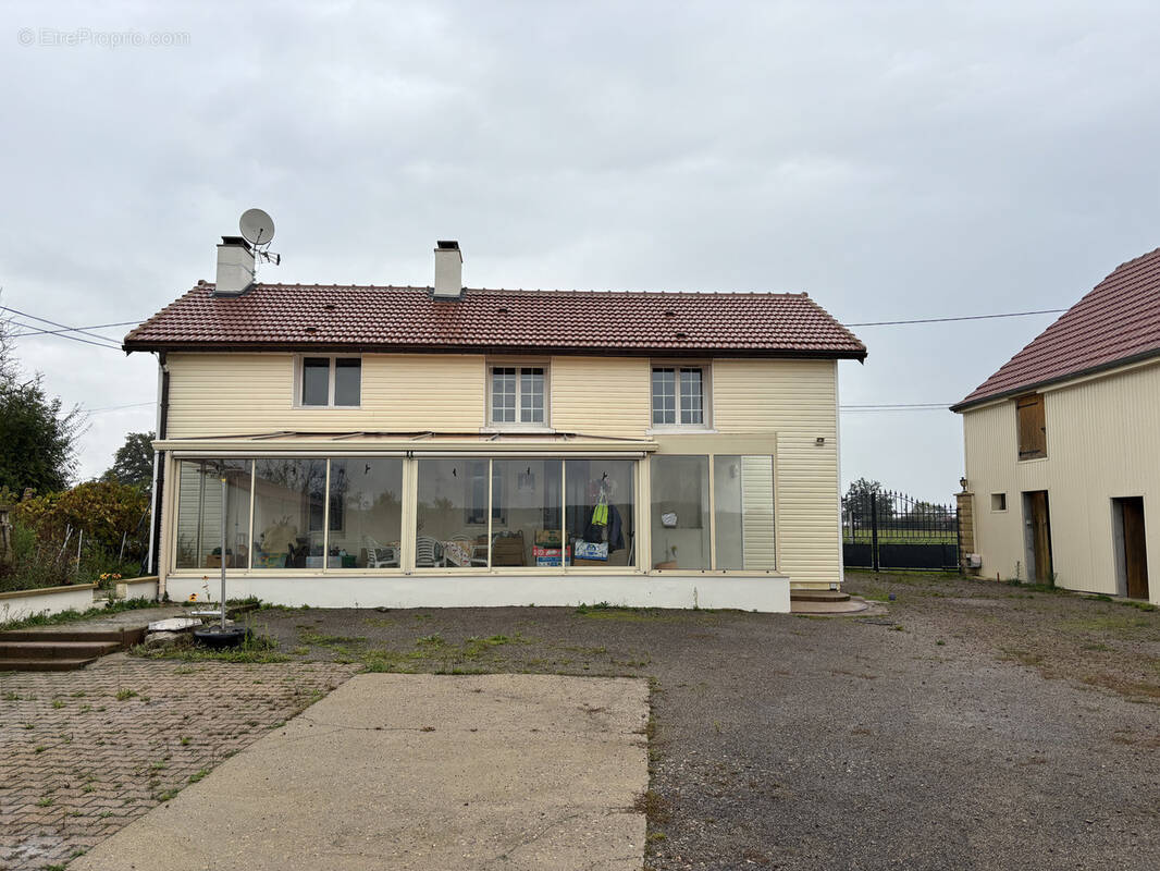 Maison à COULEUVRE